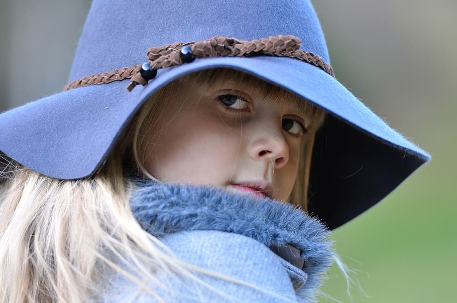 selective focus photography of girl wearing blue sunhat, child, HD wallpaper