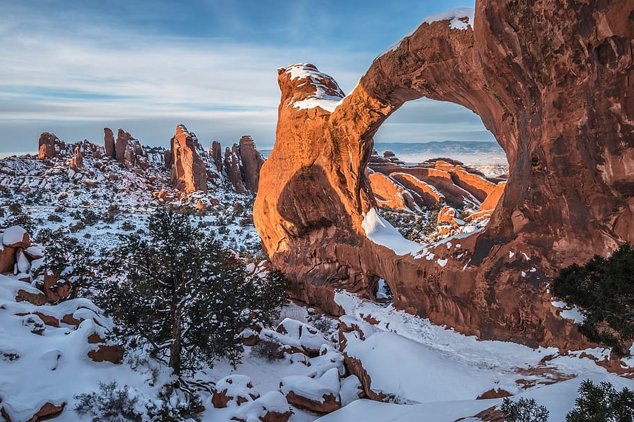 double o arch, landscape, rock, stone, winter, snow, sandstone