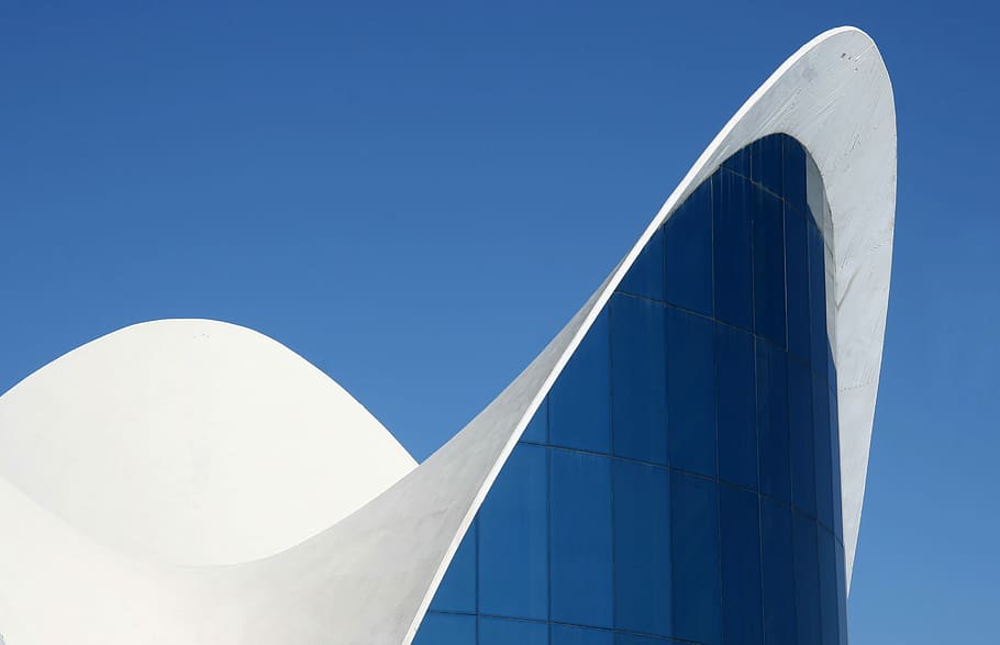 white architectural building, architectural photograph of white building HD wallpaper