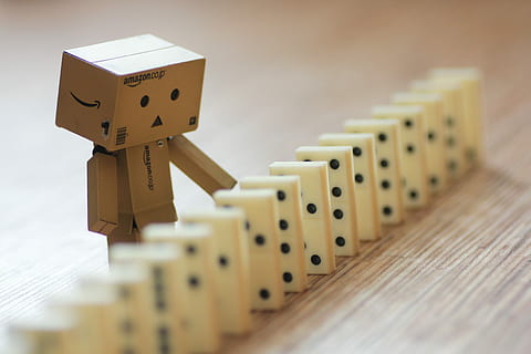 Danbo Cardboard box Robot wallpaper, Domino, Macro, wood - material HD wallpaper