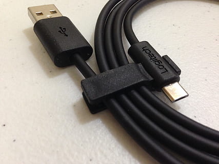 black Logitech USB cable, Technology, Connection, network, equipment HD wallpaper