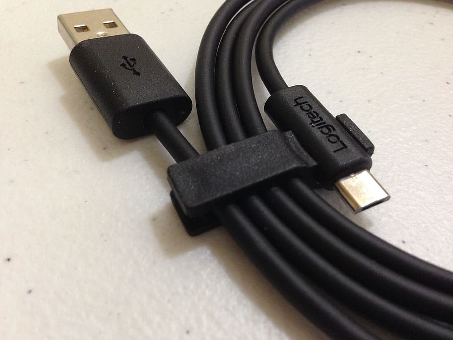 usb-cable-technology-connection.jpg