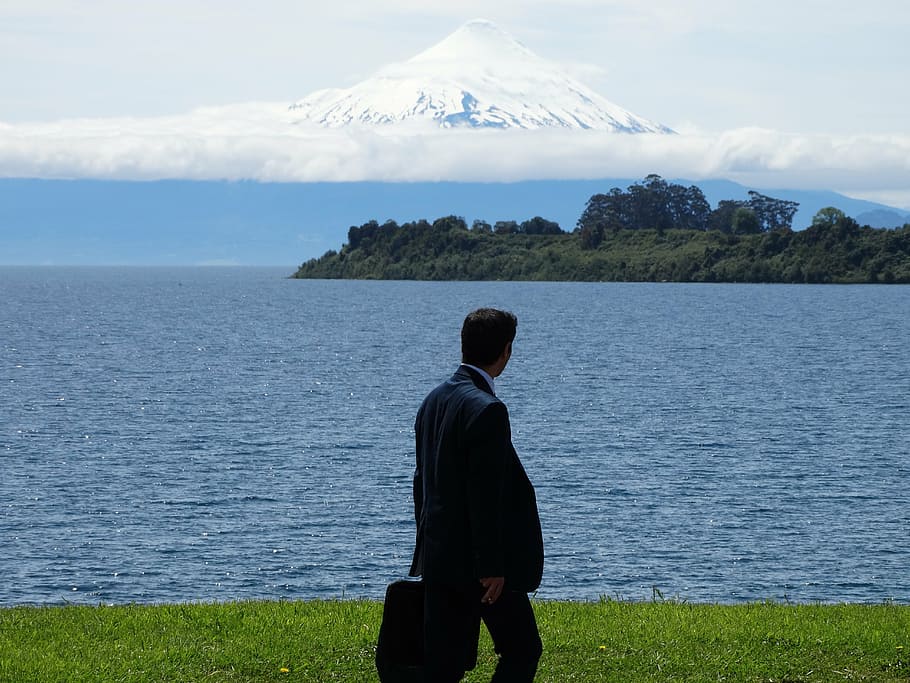 vulcane, lake, relax, work, chile, puerto varas, water, real people HD wallpaper
