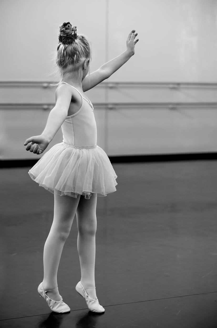 grayscale photography of girl ballerina, young, dance, child, HD wallpaper