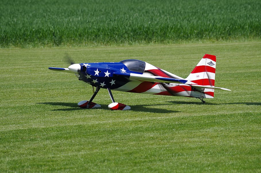 Aircraft, Landing, Model, grass, airplane, green color, outdoors HD wallpaper
