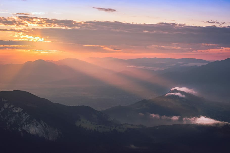 sun rays on mountain illustration, sunset illustration on mountain HD wallpaper