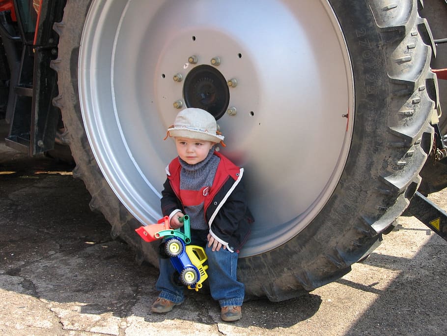 child, boy, young, play, large, small, tractors, toys, males HD wallpaper