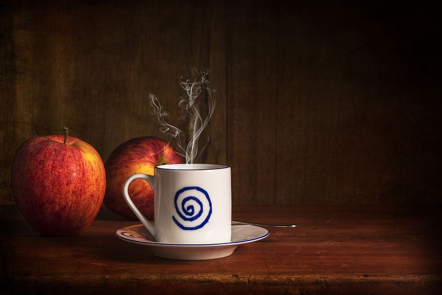 white mug on suacer, bodegones, coffee, apples, smoke, luggage HD wallpaper