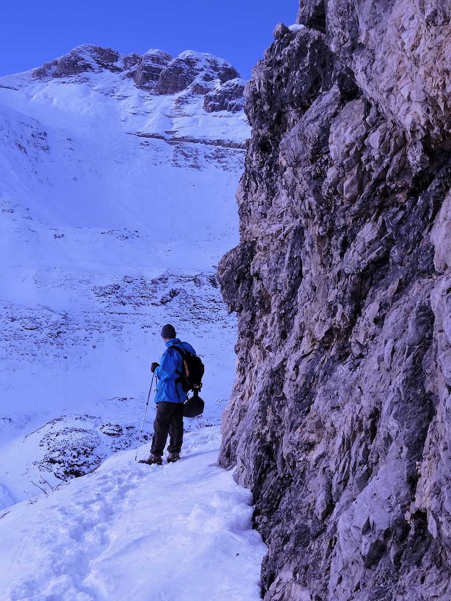 hiking, man, snow, mountain, mountaineering, rock, alps, italy HD wallpaper
