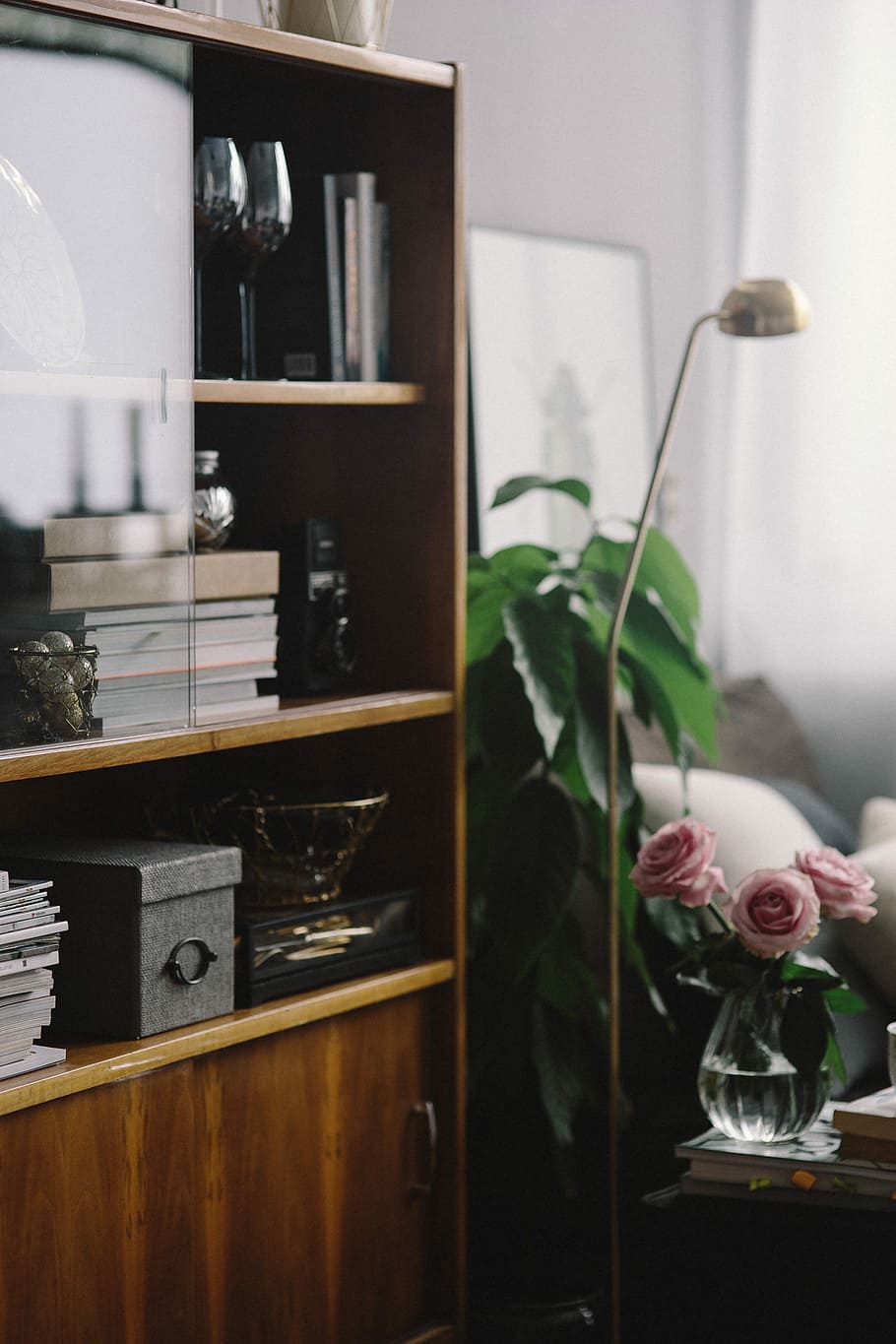 Lovely roseses, book and coffee, interior, resting, relax, essentials HD wallpaper
