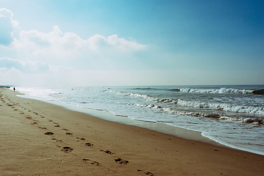 ocean waves near sand at daytime, brown, beside, body, water HD wallpaper