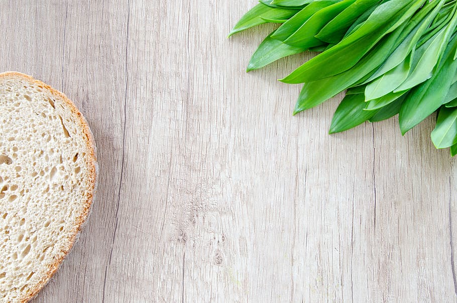 bread, food, healthy, wood, aromatic, board, breakfast, bunch HD wallpaper
