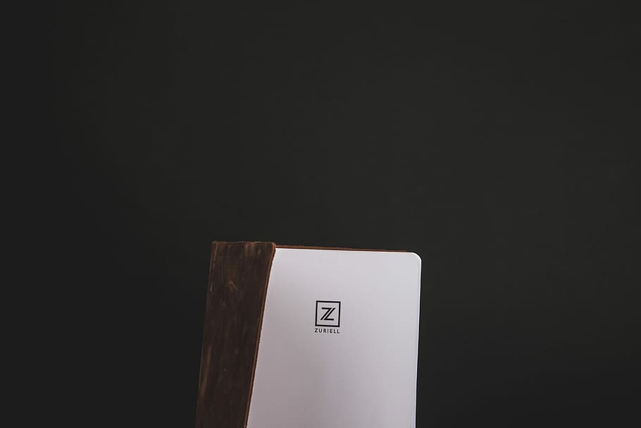 brown and white Z board, white printer paper, journal, notebook HD wallpaper