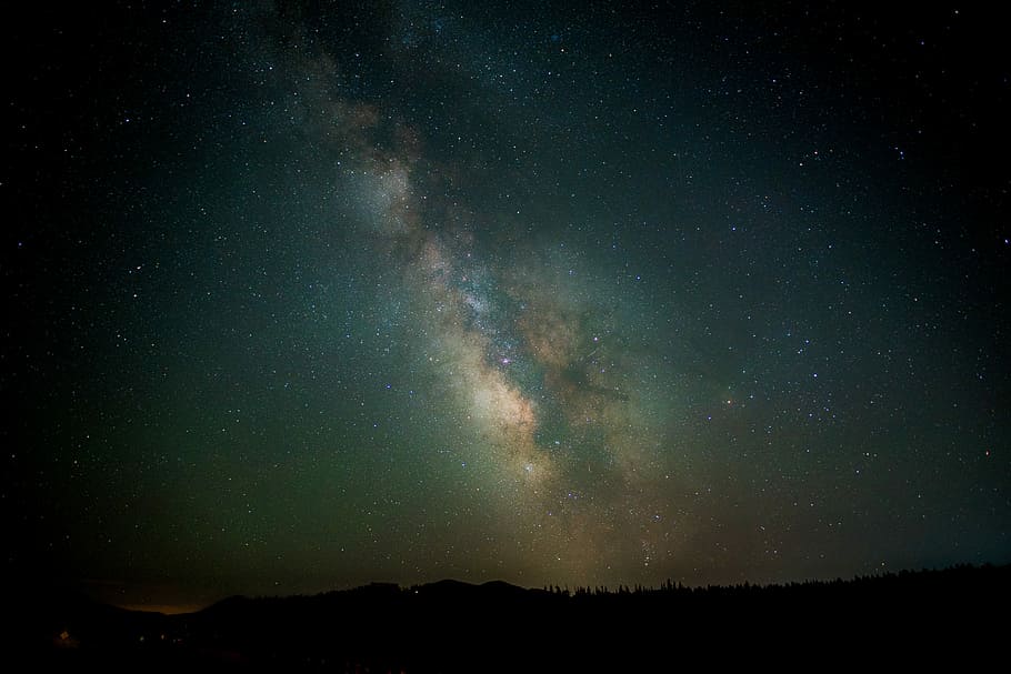 starry night, multicolored stars, milky way, space, galaxy, star - space HD wallpaper