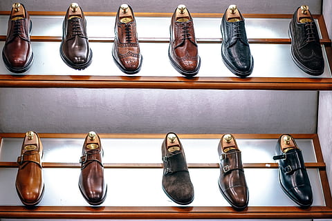 wood, fashion, men, shoes, black, brown, classic, close-up, design HD wallpaper