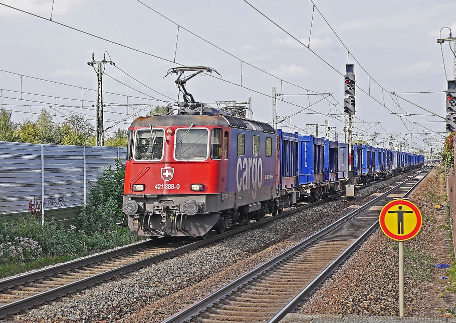 freight train, oberrhein track, appenweier, swiss locomotive