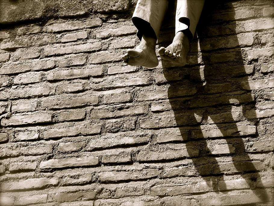 wall, shadow, relax, feet, gray, foot, relaxation, low section HD wallpaper