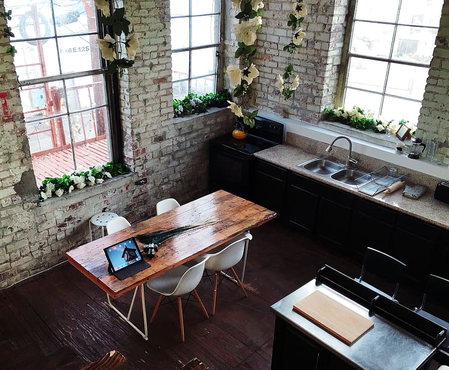 black tablet computer on table, inside, house, wall, window HD wallpaper