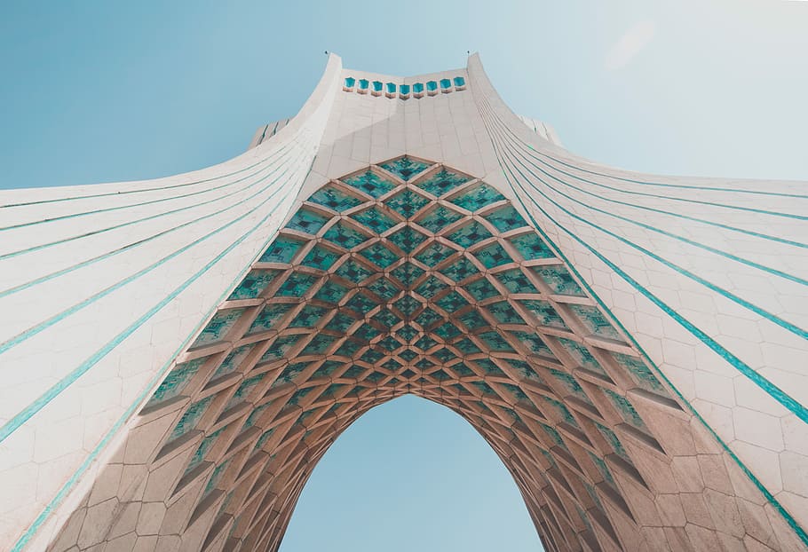 low angle photography of concrete structure, worm's eye view of white structure HD wallpaper