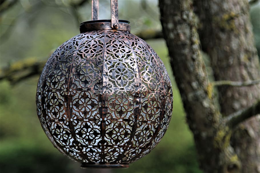 tree, nature, wood, pattern, lamp, decoration, close-up, focus on foreground HD wallpaper