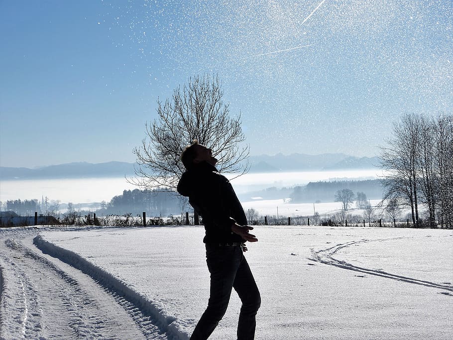 wintry, man, snow, snowflakes, sunny, fun, recovery, joy of life HD wallpaper