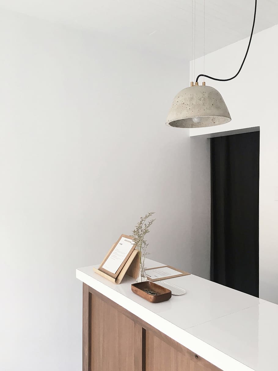 lamp, light, wall, table, cabinet, coin, cardboard, flower HD wallpaper
