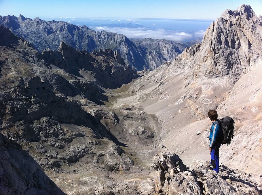Hiking, Picos De Europa, Mountains, asturias, mountain range, HD wallpaper