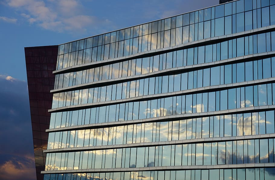 gray sky scraper during daytime, architecture, facade, reflection HD wallpaper