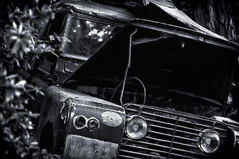 grayscale photography of abandoned vehicle, jungle, auto, lost HD wallpaper