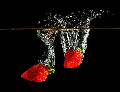 strawberries, fruit, water, black background, food and drink HD wallpaper