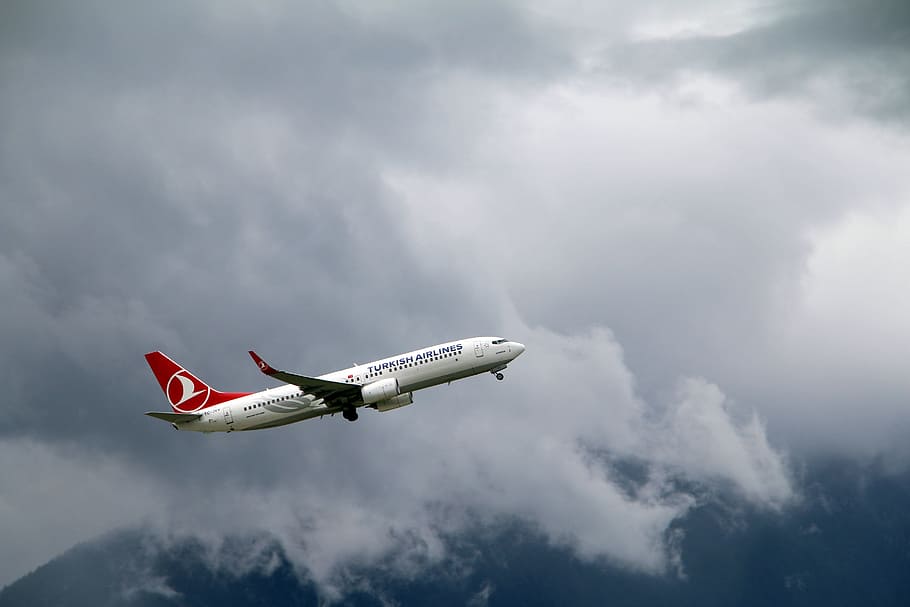 passenger plane in mid air, aircraft, turkish airlines, boeing