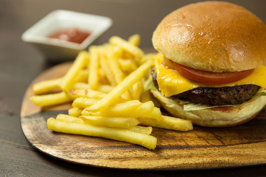 Cheeseburger, fries and ketchup sauce, food/Drink, hamburger, HD wallpaper