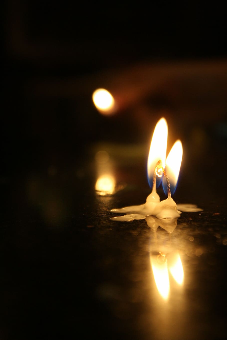 candle, evening, bright, flame, burning, fire, fire - natural phenomenon HD wallpaper