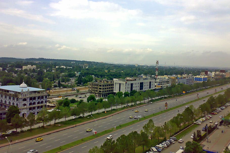 View of Blue Area from Jinnah Avenue in Islamabad, Pakistan, cityscape, HD wallpaper