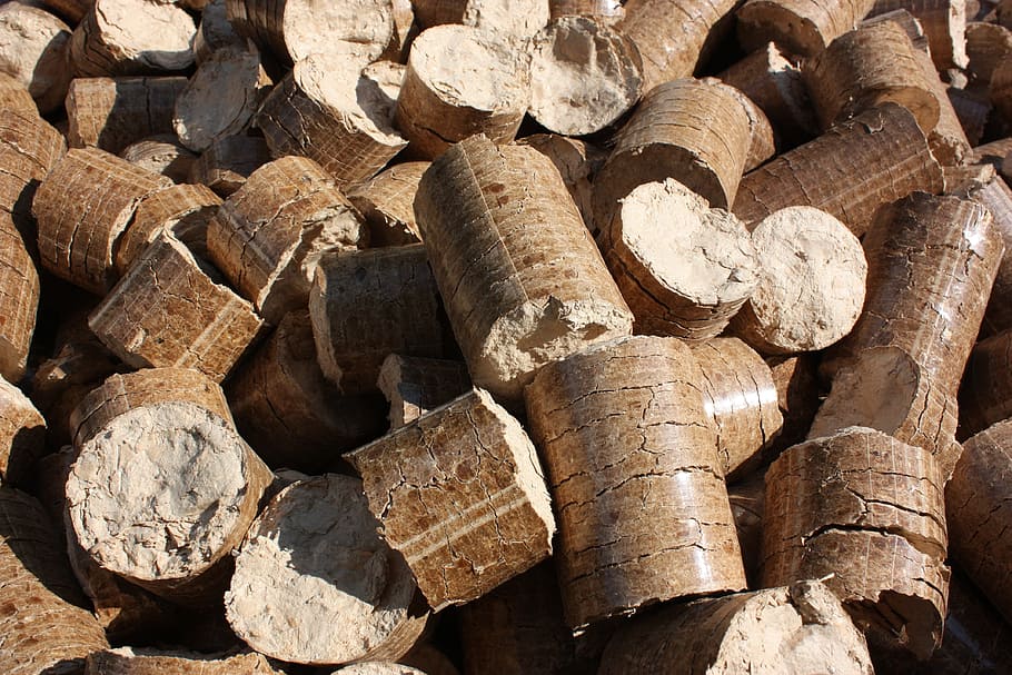 brown cork lot, pellets, briquettes, wood, wuzerl, heat, oven, HD wallpaper
