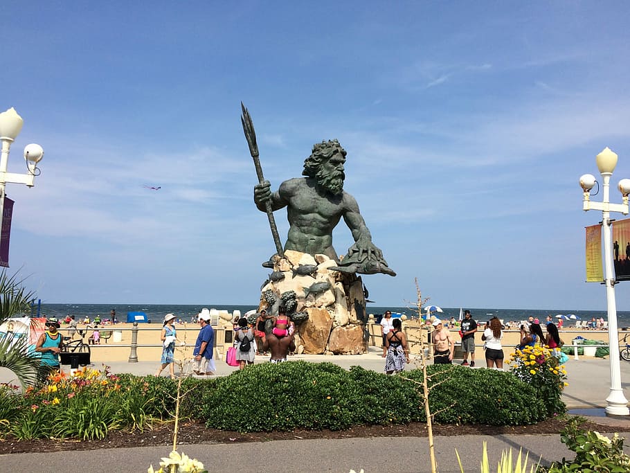 Poseidon statue near body of water, Virginia Beach, Monument