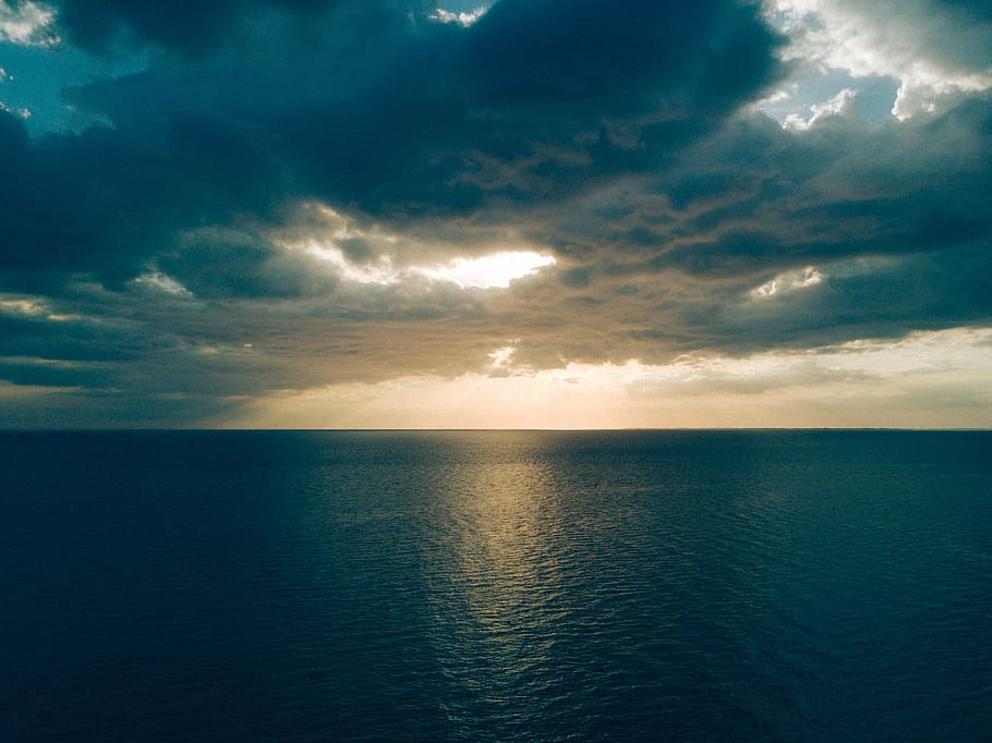 light, sea, dawn, nature, clouds, dusk, ocean, outdoors, scenic HD wallpaper