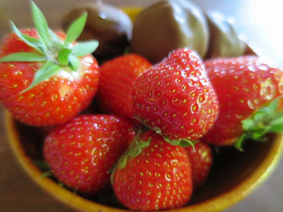 Strawberries, Chocolate, Temptations, snadder, norwegian, fruit HD wallpaper