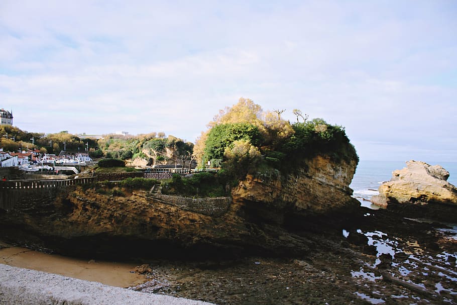bay, beach, cliff, coast, daylight, island, landscape, mountain HD wallpaper