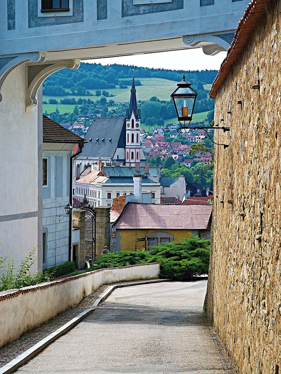 czech, krumlov, wall, stone, vista, lamp, church, old town HD wallpaper