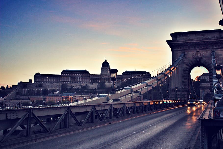 cars passing through Brooklyn bridge, budapest, castle, road HD wallpaper