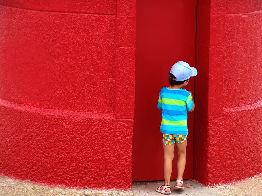 child, red, wall, play, game, hiding, outdoors, full length HD wallpaper