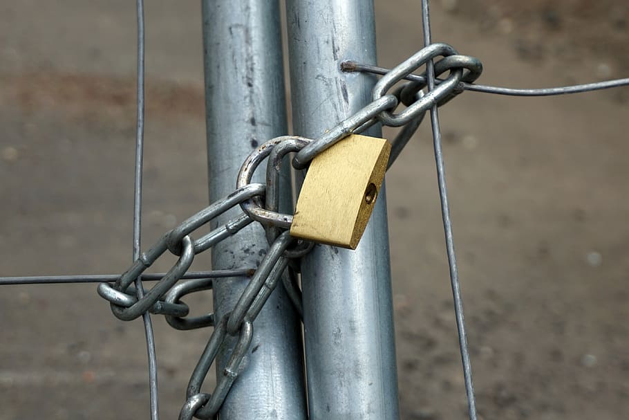 Closed, Fence, Locks, Secure, locks to, padlock, castle, security HD wallpaper