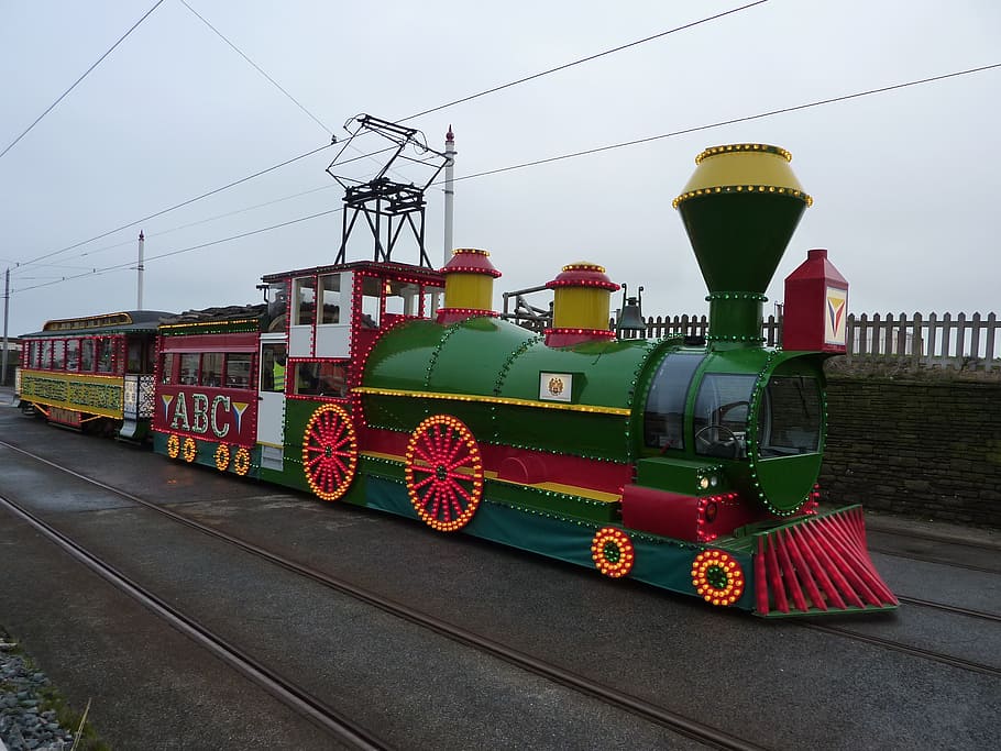 train, illuminated, tram, the western train, seaside, blackpool HD wallpaper