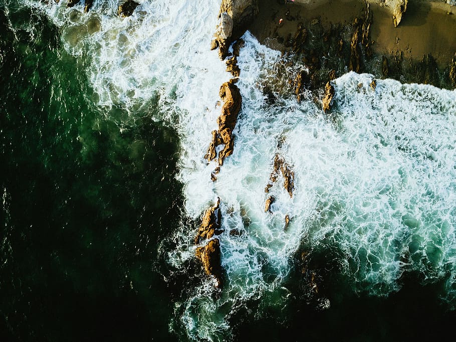 low angle photography of cliff with ocean, nature, water, rocks HD wallpaper