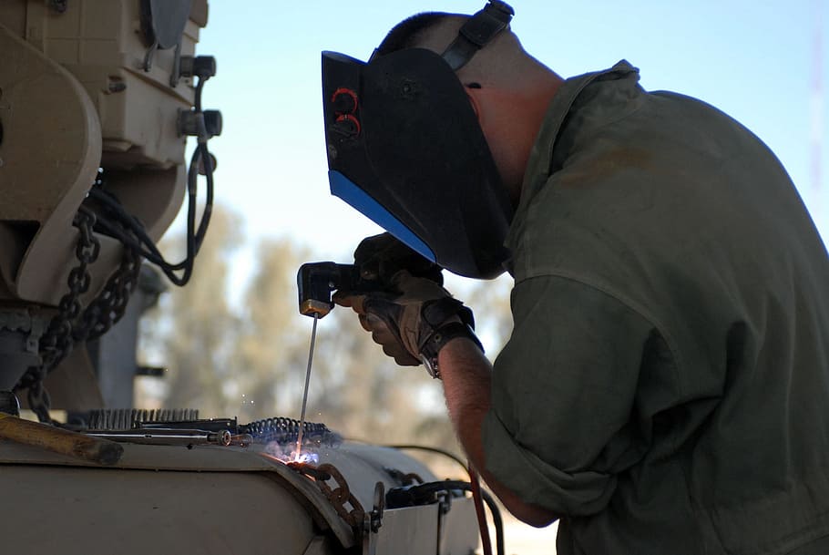 man performing welding, construction, welder, industry, worker HD wallpaper