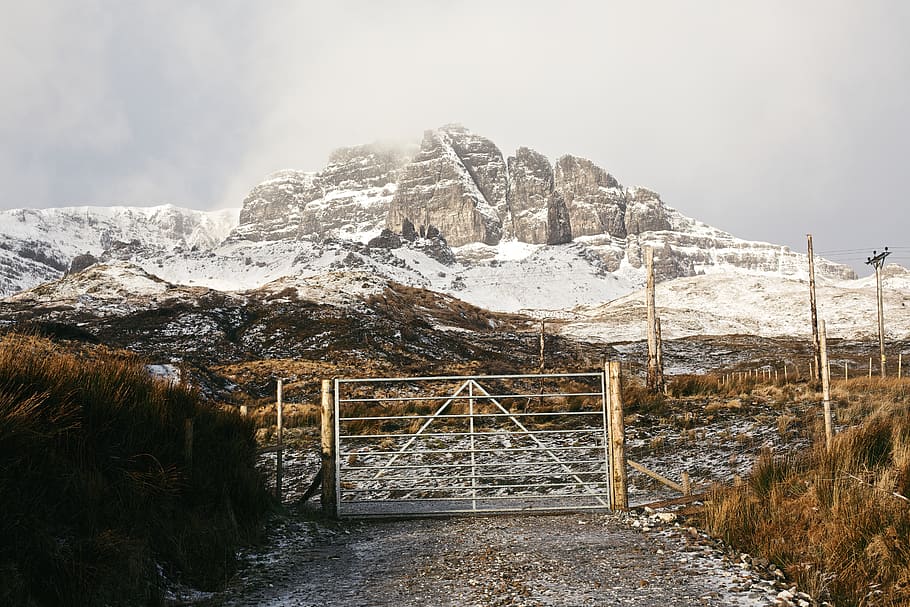 mountain surrounded trees, gate, landscape, architecture, city HD wallpaper