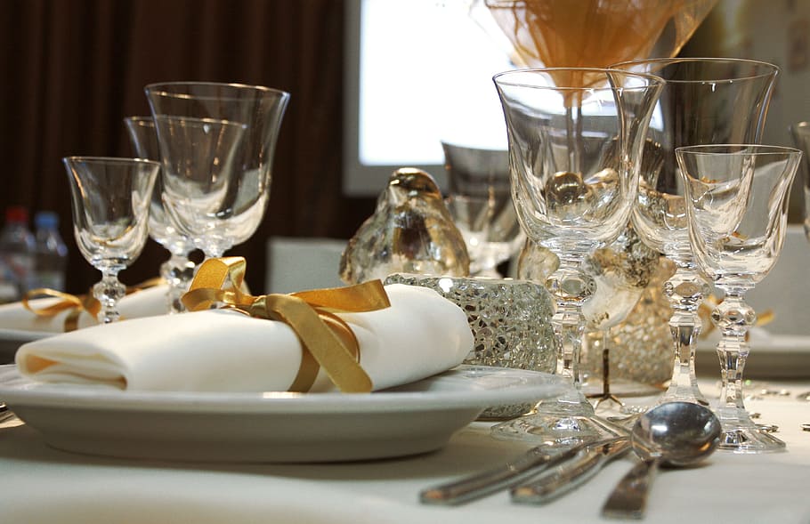 fine dining set, plate, cutlery, tableware, retro, rustic, glass, HD wallpaper