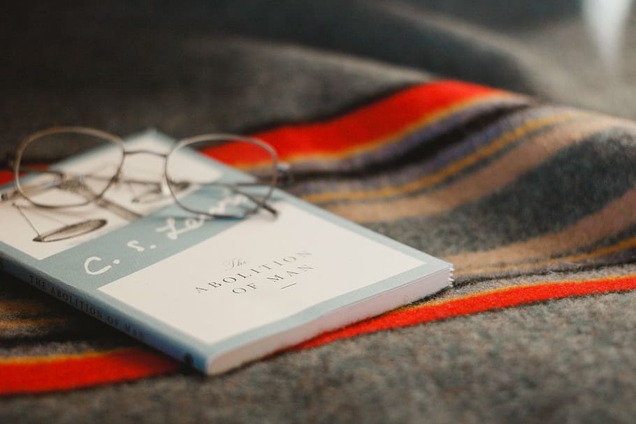 eyeglasses on book, eyewear, read, blur, close-up, selective focus HD wallpaper