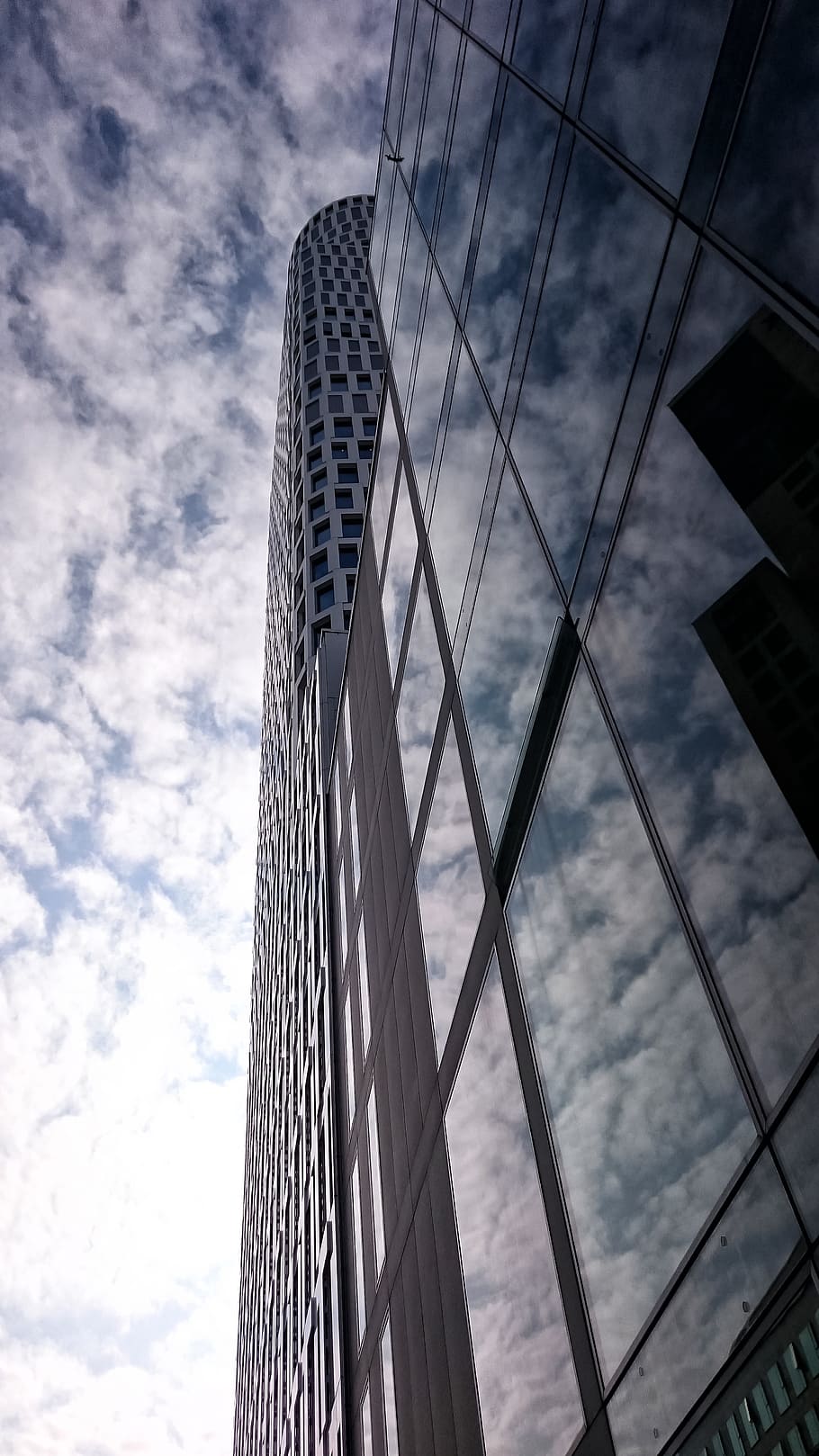 architecture, glass, building, facade, modern, light, skyscraper HD wallpaper